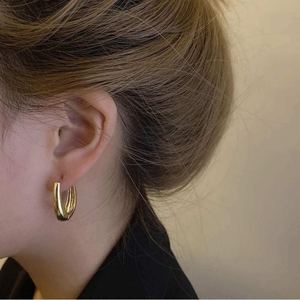 NWT LUXURY 18k GOLD PLATED EARRINGS - Picture 6 of 8